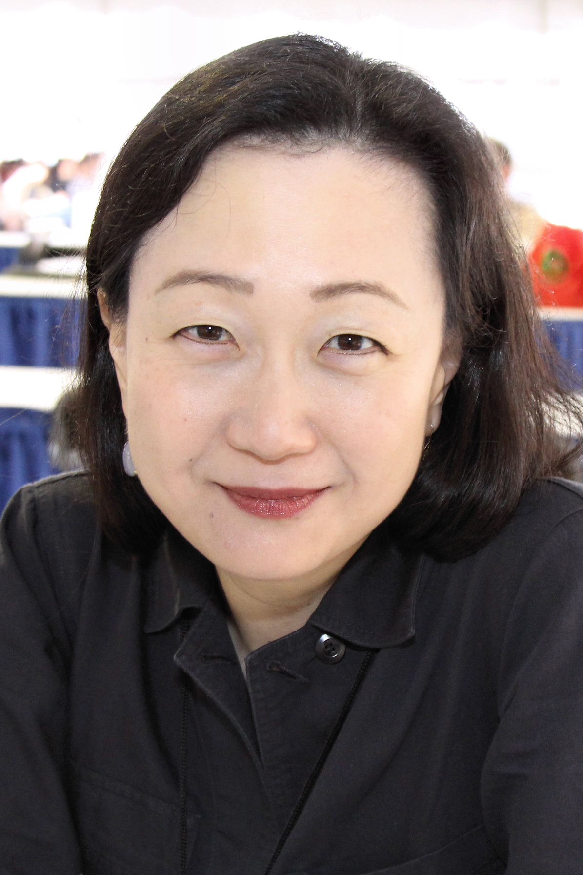 Min Jin Lee, author photograph, 2017. Credit: Larry D. Moore, CC BY 4.0.